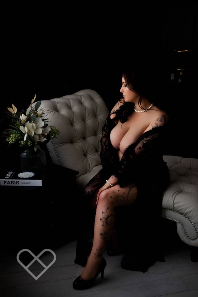 Jessica Maxwell portrait
