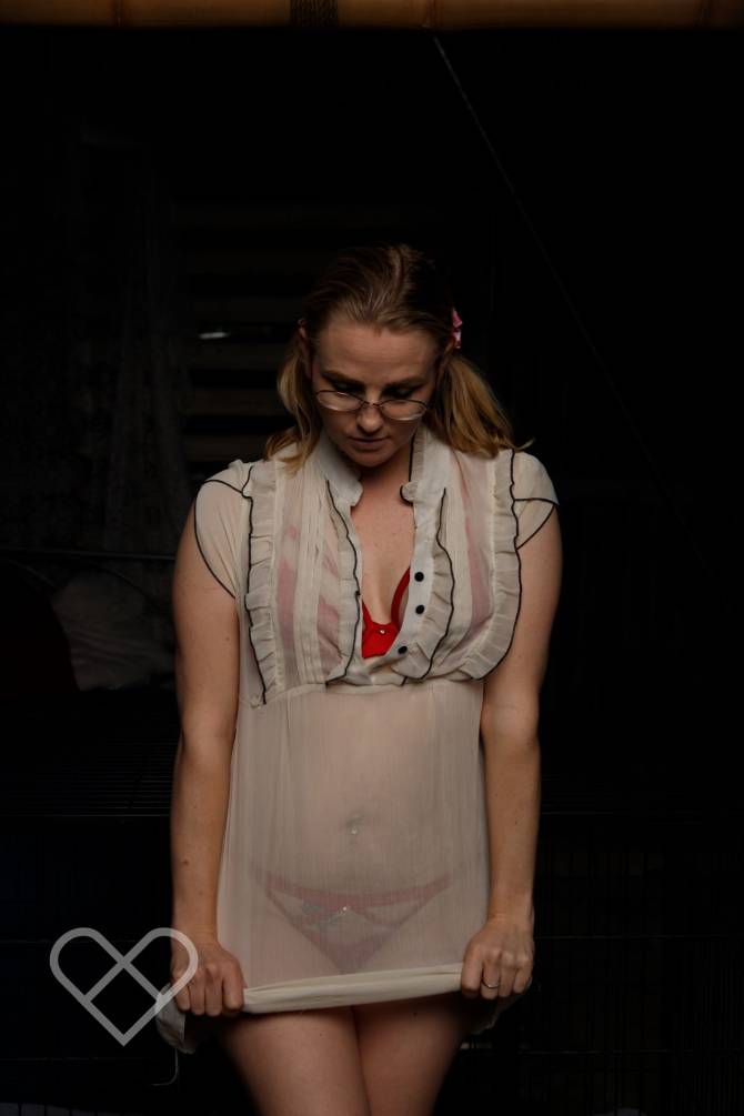 Rose Demore portrait