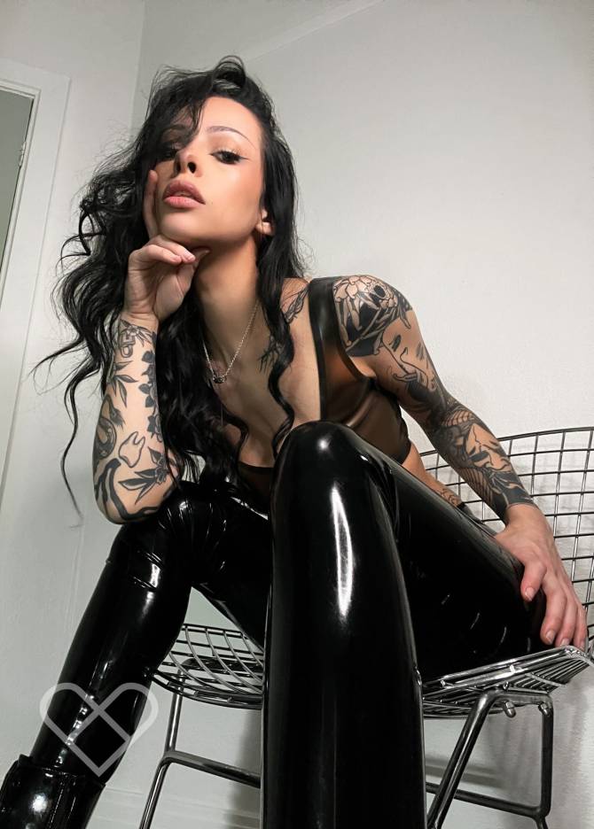 Sasha Steele portrait