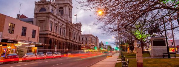 Enjoy Ballarat at dusk with a verified Ballarat escort