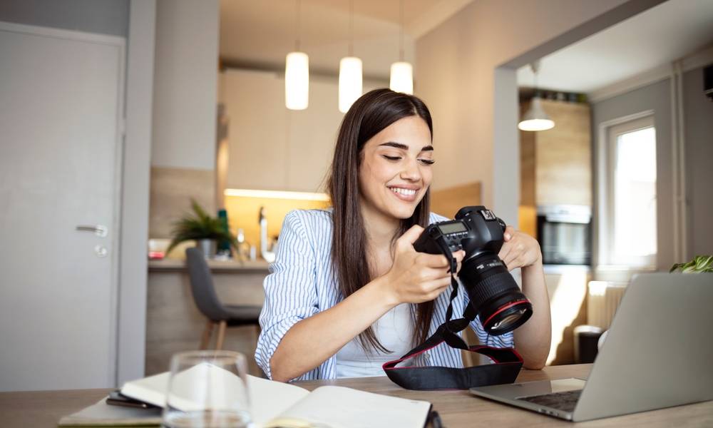 Article image for Enhancing Your Dakota Dice Profile: A Guide to DIY Professional Photos