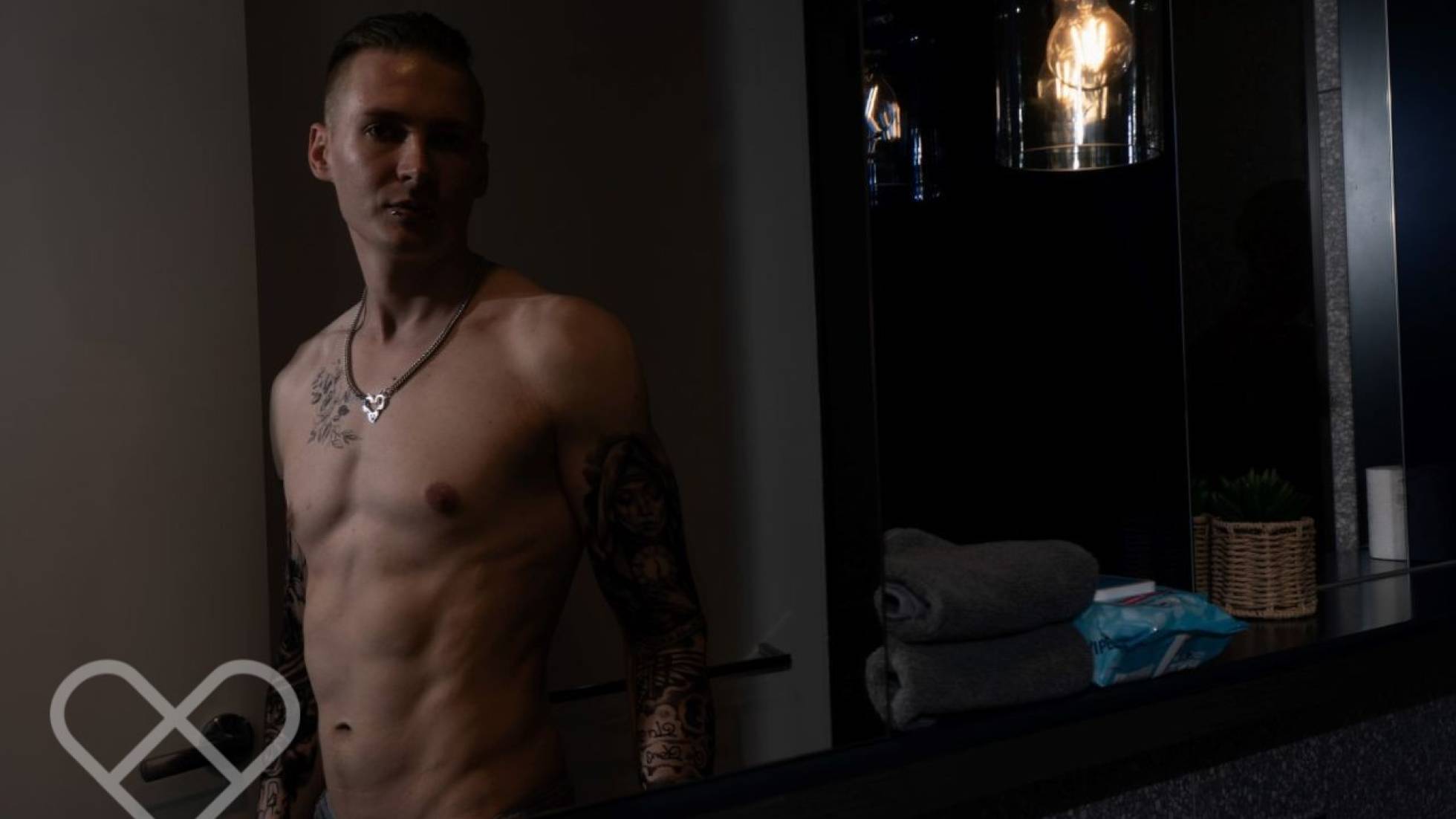 Alex Girth - Escort | Melbourne Escort on Dakota Dice