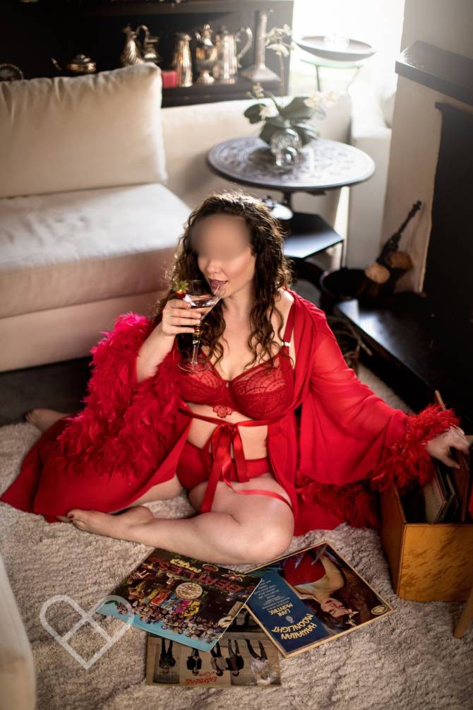Amber Moore portrait