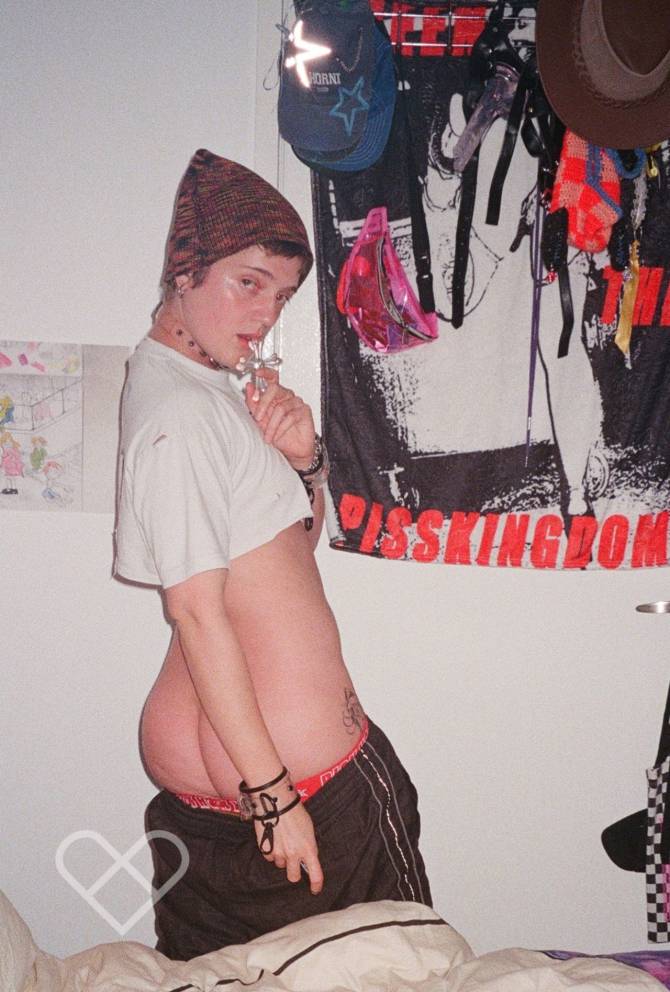 Harper Thomas portrait