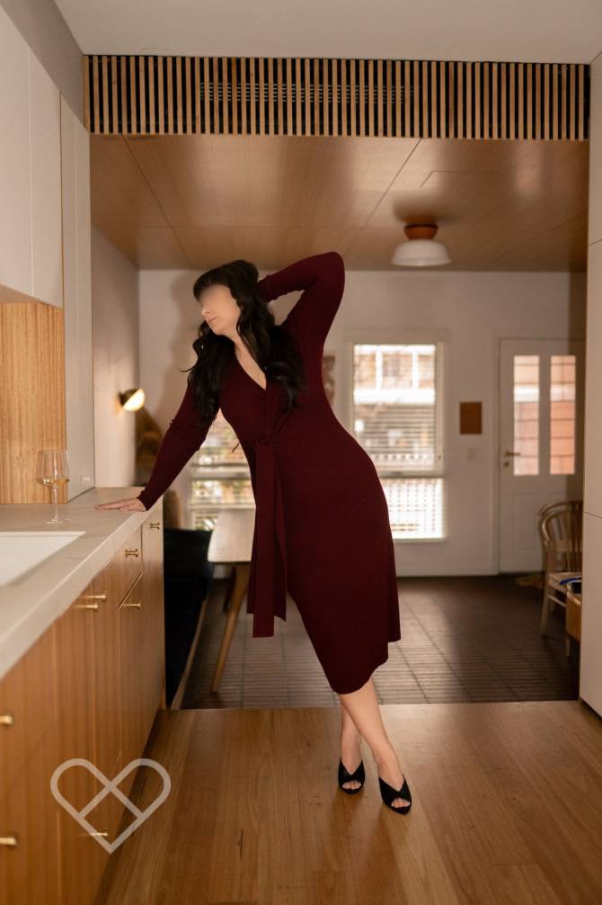 Violet Wells portrait